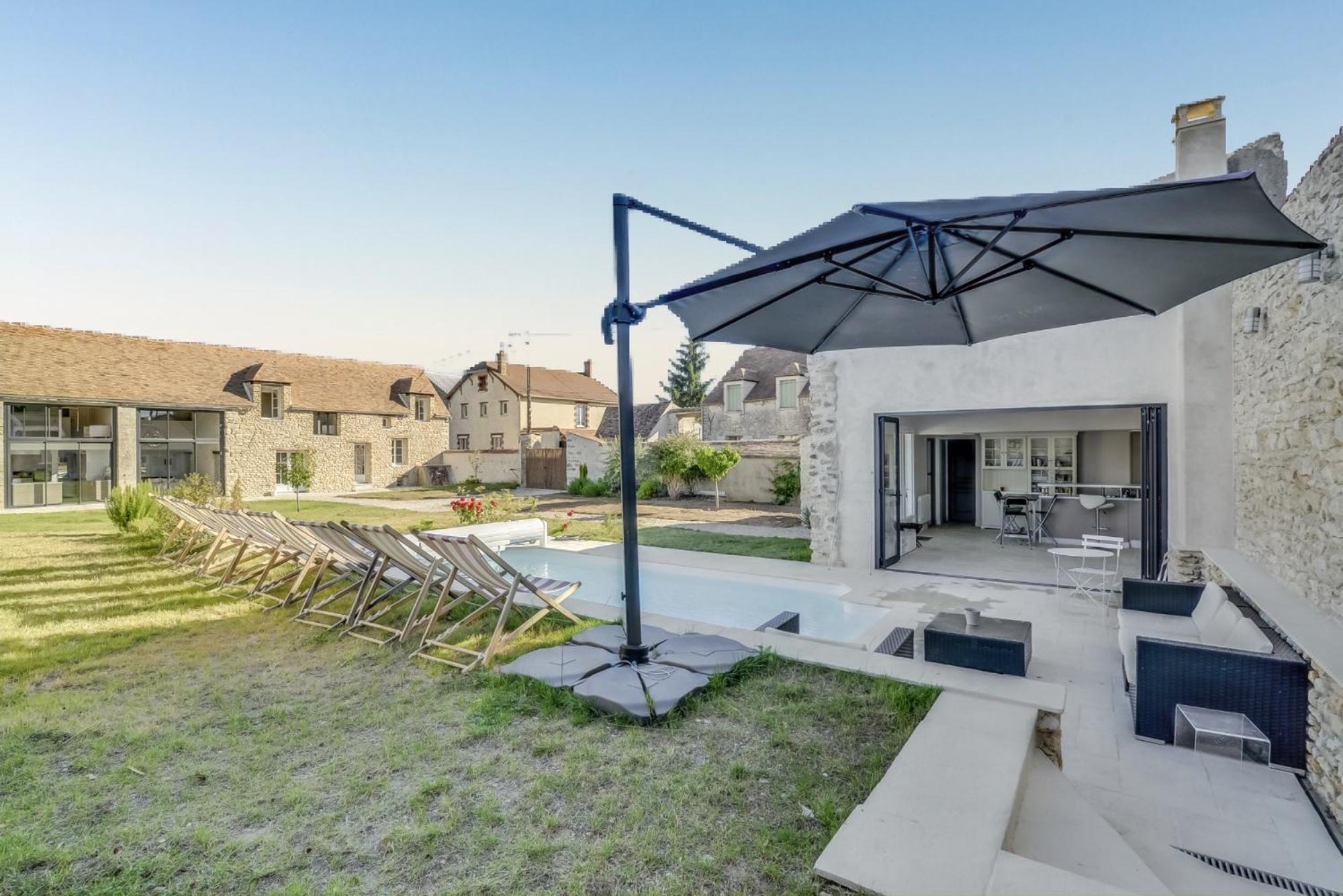 Villa de 6 chambres avec piscine privee terrasse amenagee et wifi a Amponville Esterno foto
